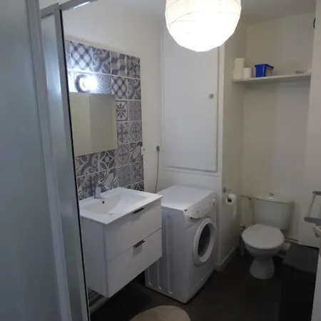 Saint-marc : T1 Bis Bien Situe Wifi Apartment